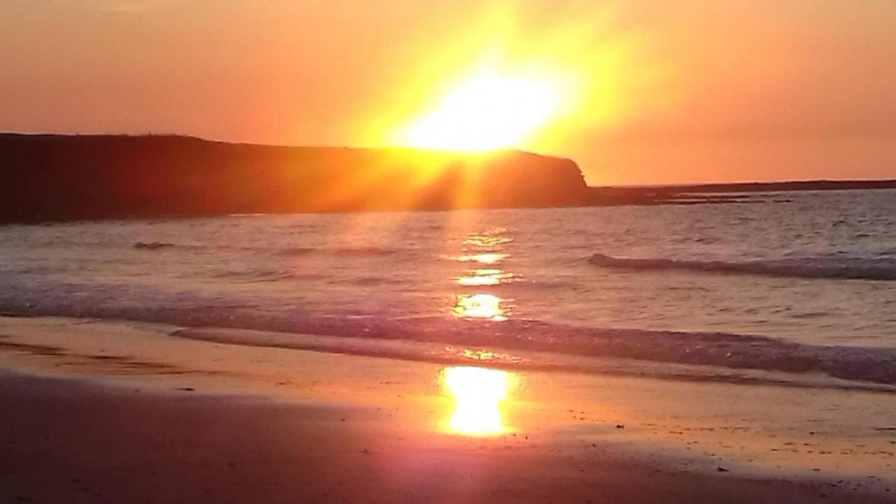 Beezies Self Catering Cottages Grange  Bagian luar foto