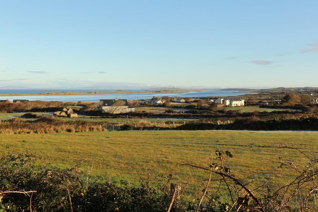 Beezies Self Catering Cottages Grange  Bagian luar foto