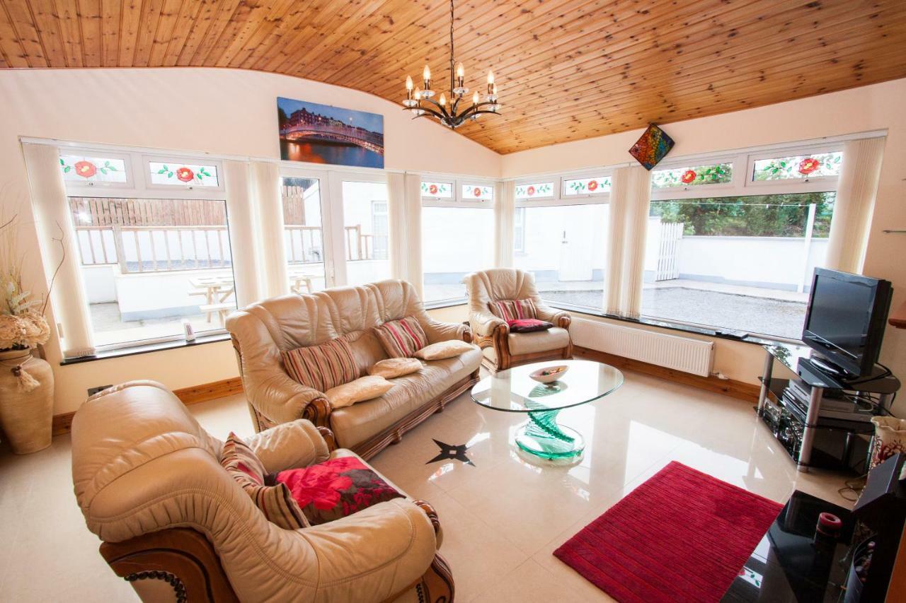 Beezies Self Catering Cottages Grange  Bagian luar foto