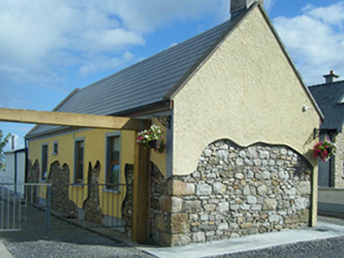 Beezies Self Catering Cottages Grange  Bagian luar foto